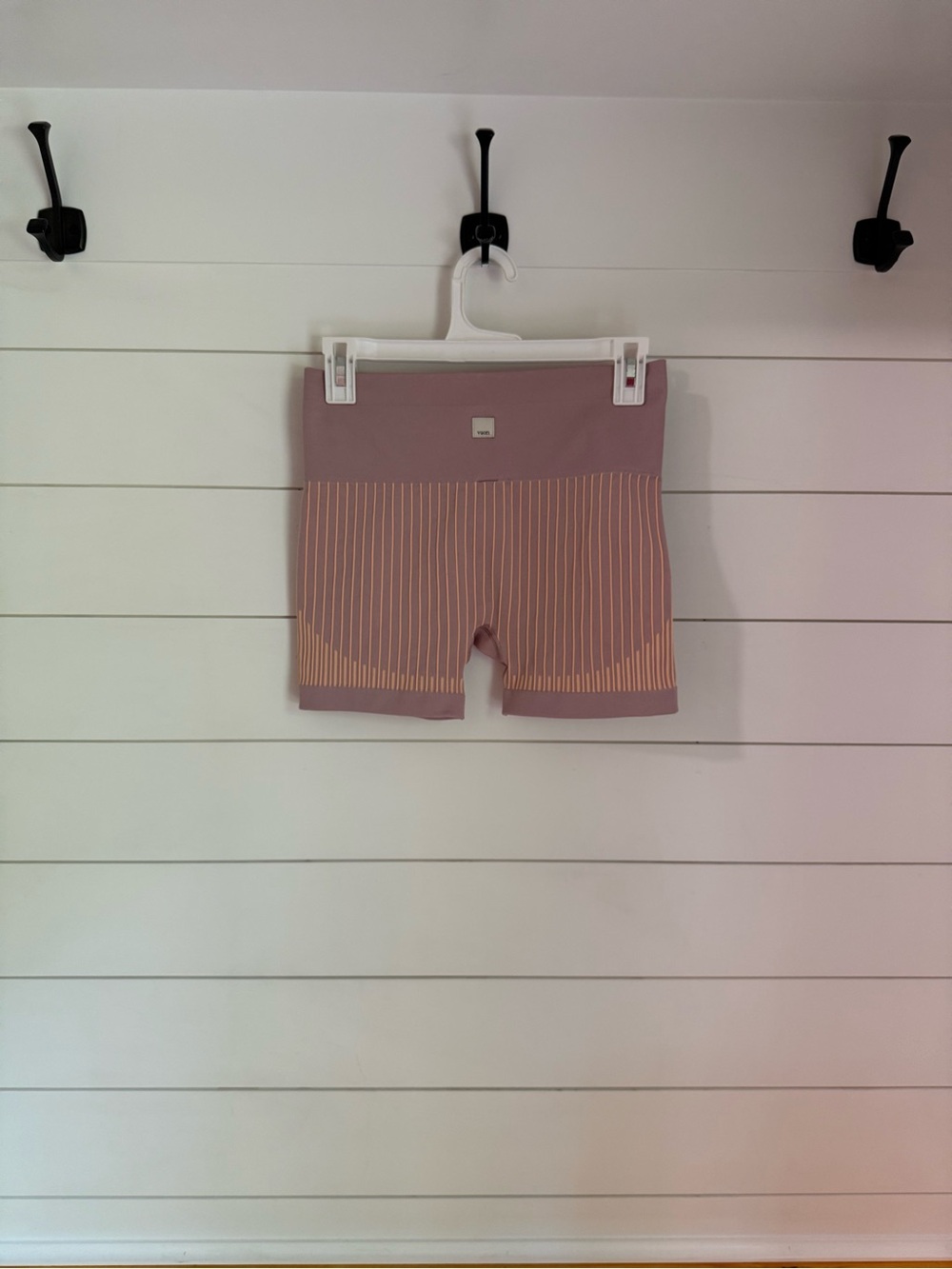 Vuori Pink Ribbed Bike Shorts - Picture 5 of 6